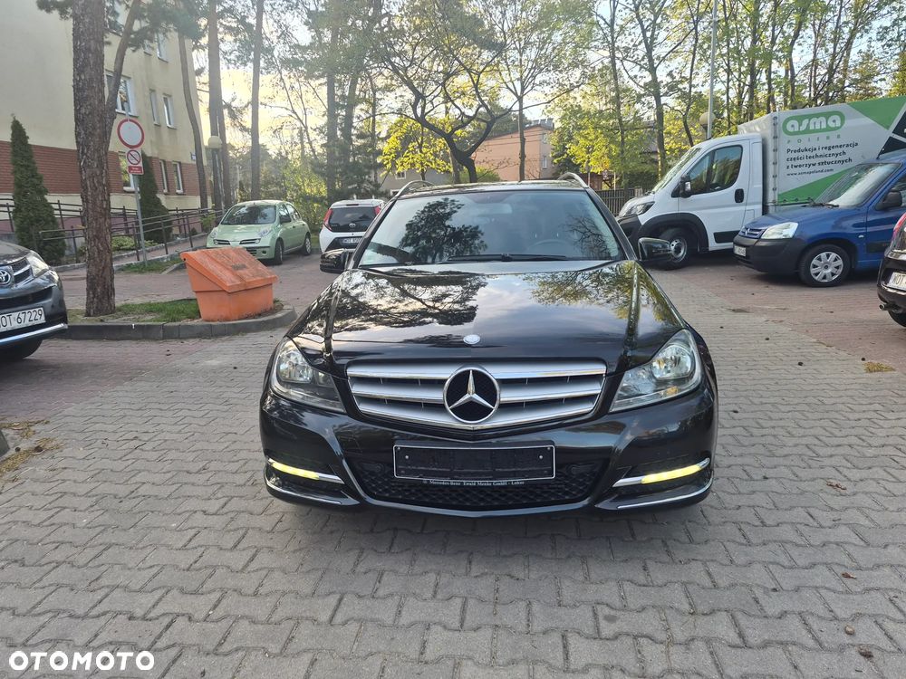 Mercedes-Benz Klasa C 180 (BlueEFFICIENCY) 7G-TRONIC Avantgarde - 3