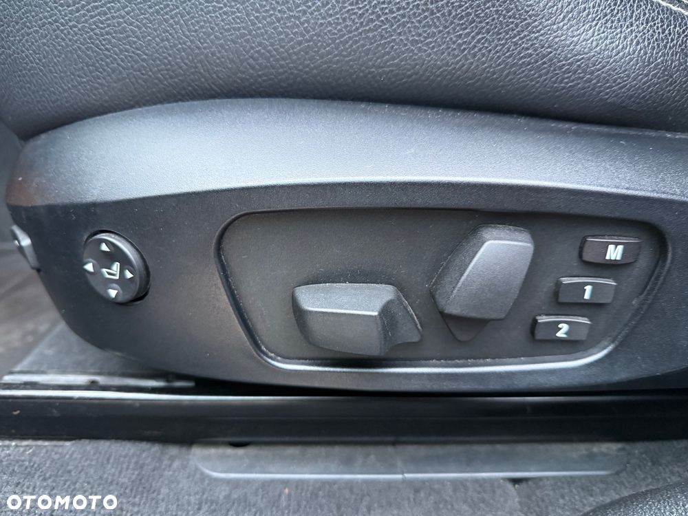 BMW X3 xDrive35i - 17