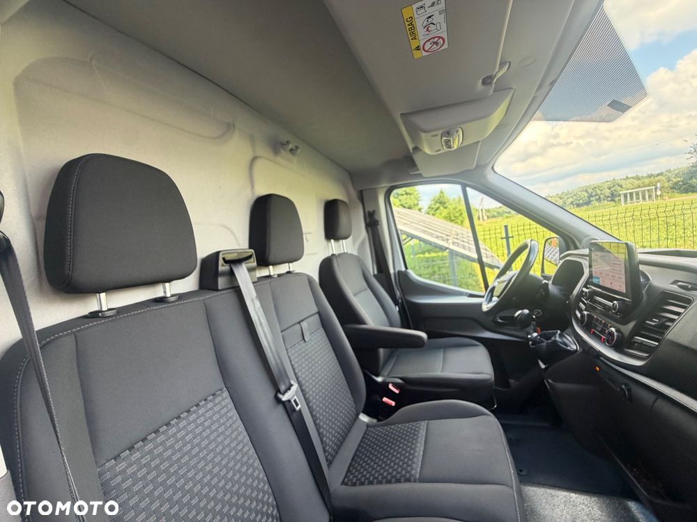 Ford Transit - 20