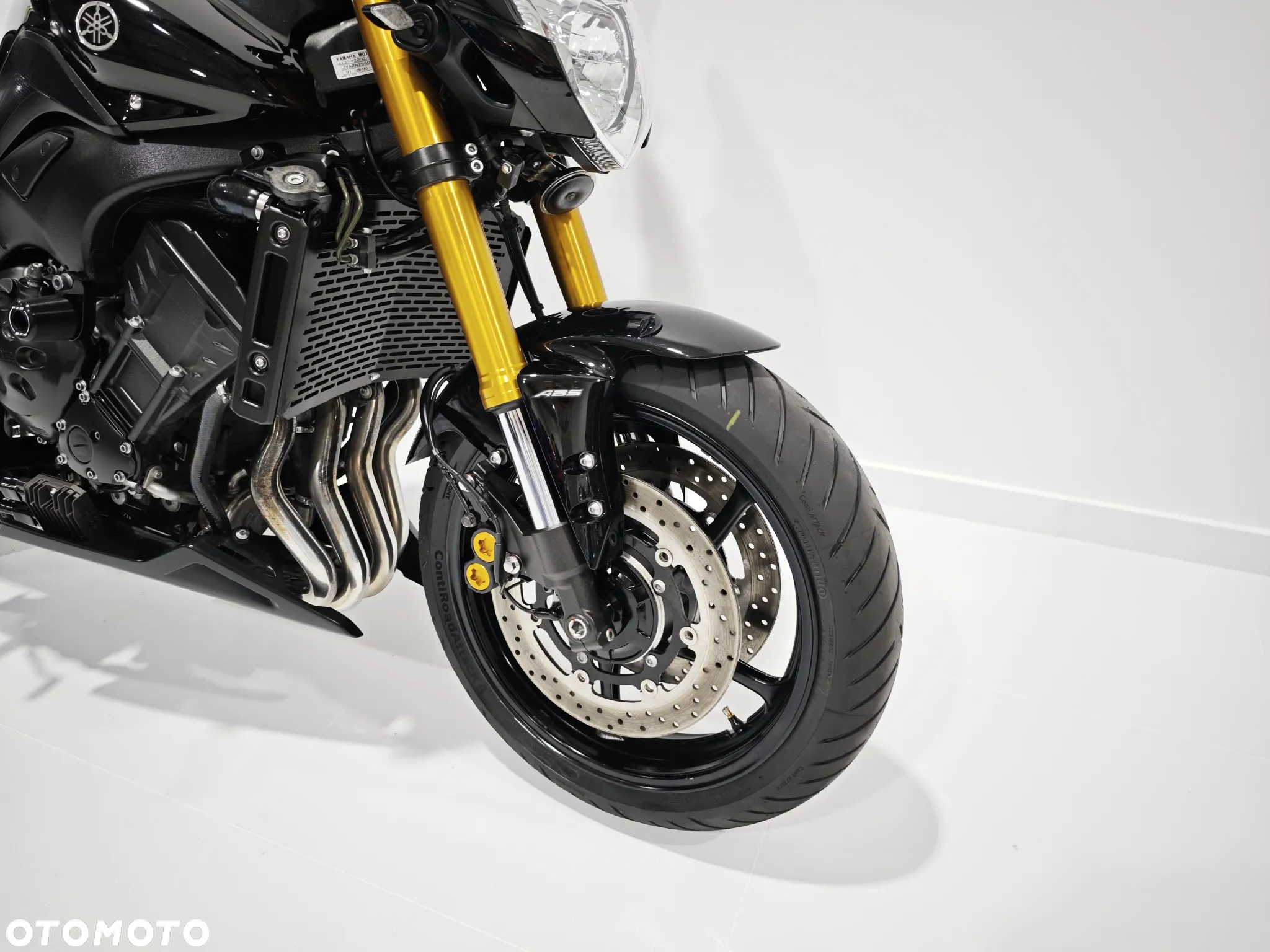 Yamaha FZ - 11