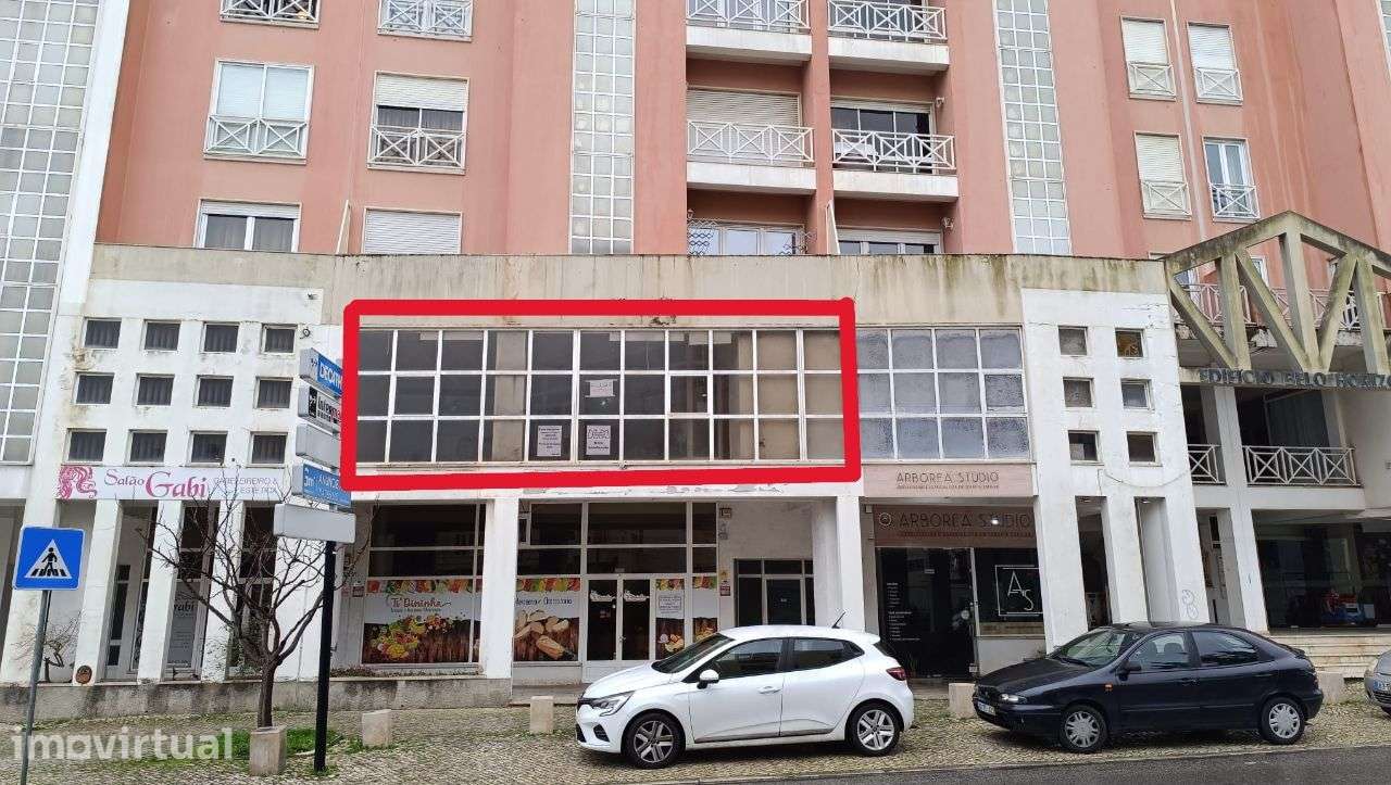 Loja para arrendamento no centro de Torres Vedras - Grande imagem: 5/9