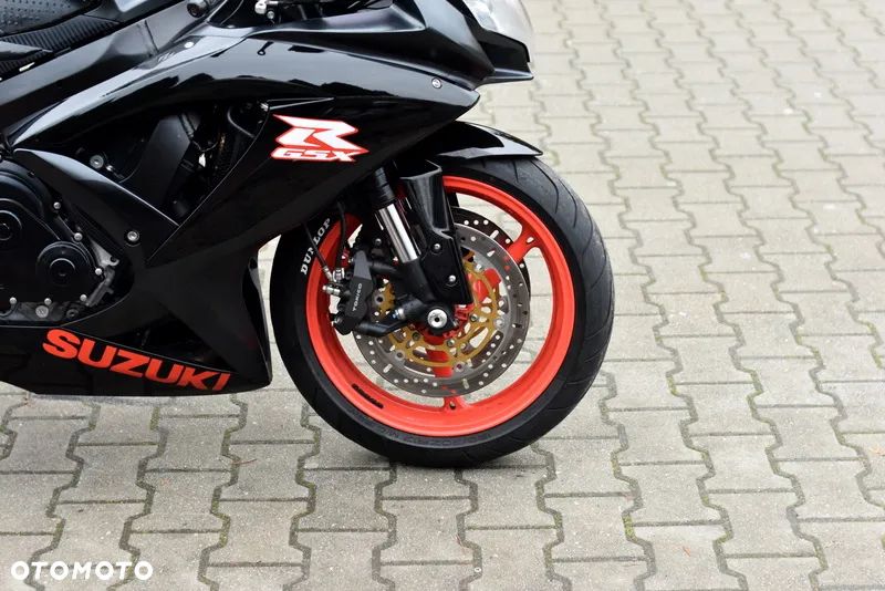 Suzuki GSX-R - 7