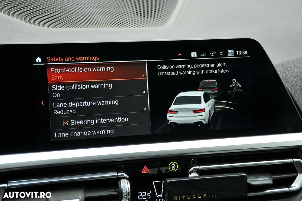 BMW Seria 3 330e Aut. M Sport - 17