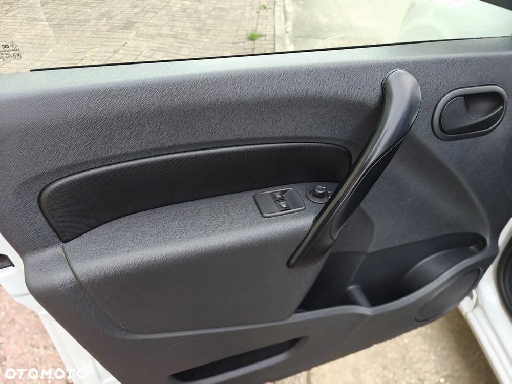 Mercedes-Benz CITAN 108 CDI - 13
