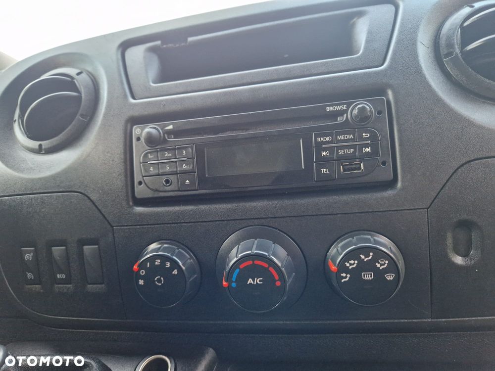 Renault Master - 15