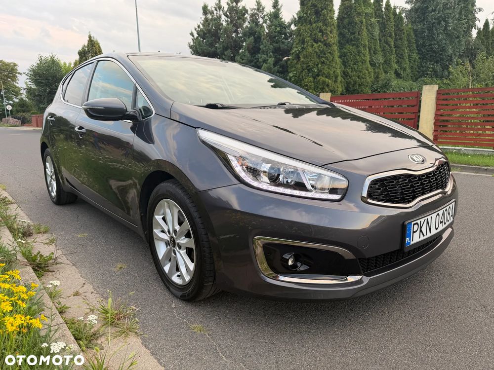 Kia Ceed 1.6 CRDi 136 DCT ISG GT Line - 23
