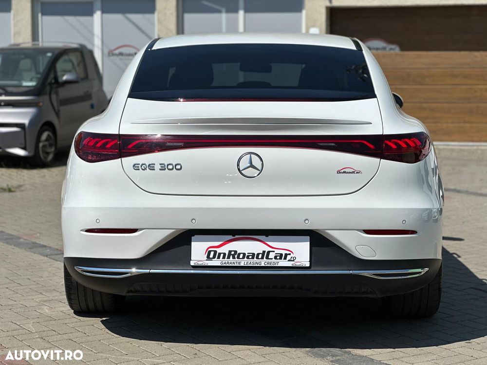 MERCEDES-BENZ EQE 2023 — imagine 15