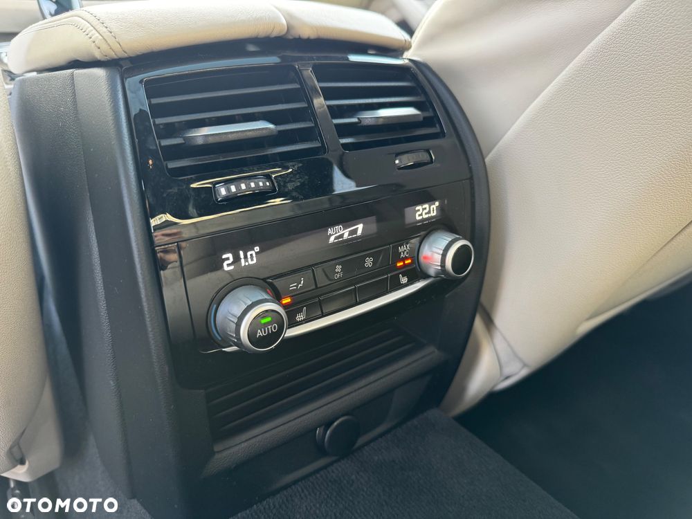 BMW Seria 5 525d M Sport sport - 26