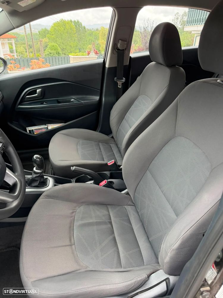 Kia Rio 1.1 CRDi - 12