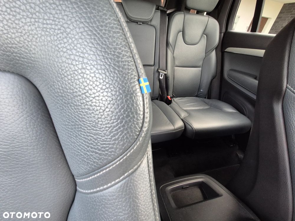 Volvo XC 90 B5 D AWD Momentum 7os - 21