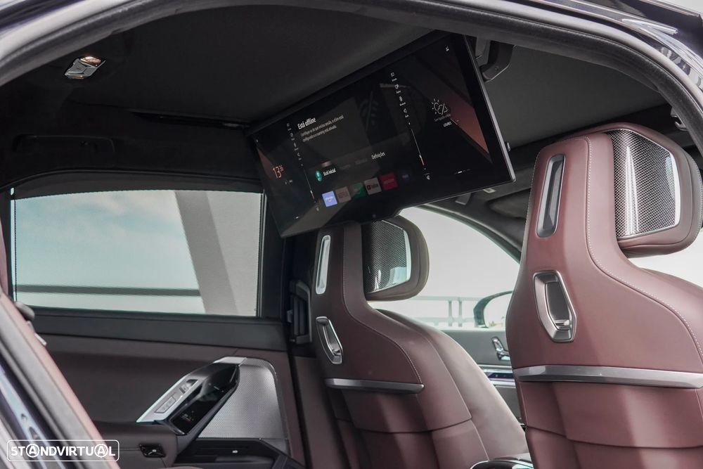BMW 760 M760e xDrive - 40