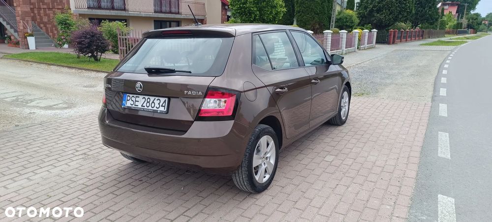 Skoda Fabia 1.2 TSI Ambition - 2