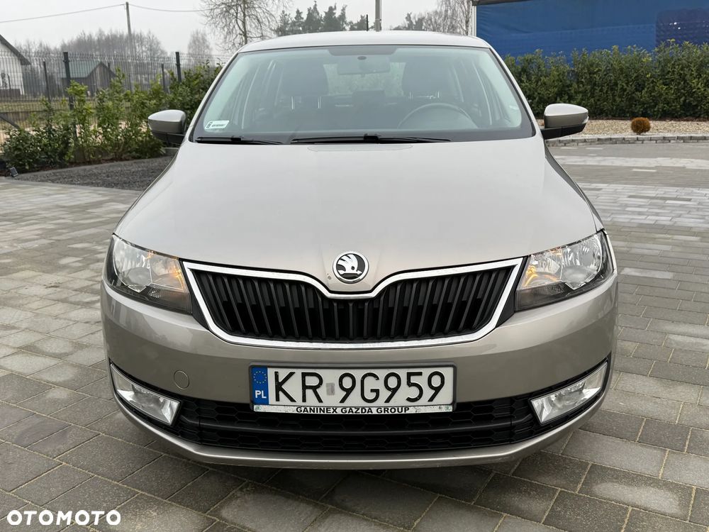 Skoda RAPID Spb 1.2 TSI Style - 25