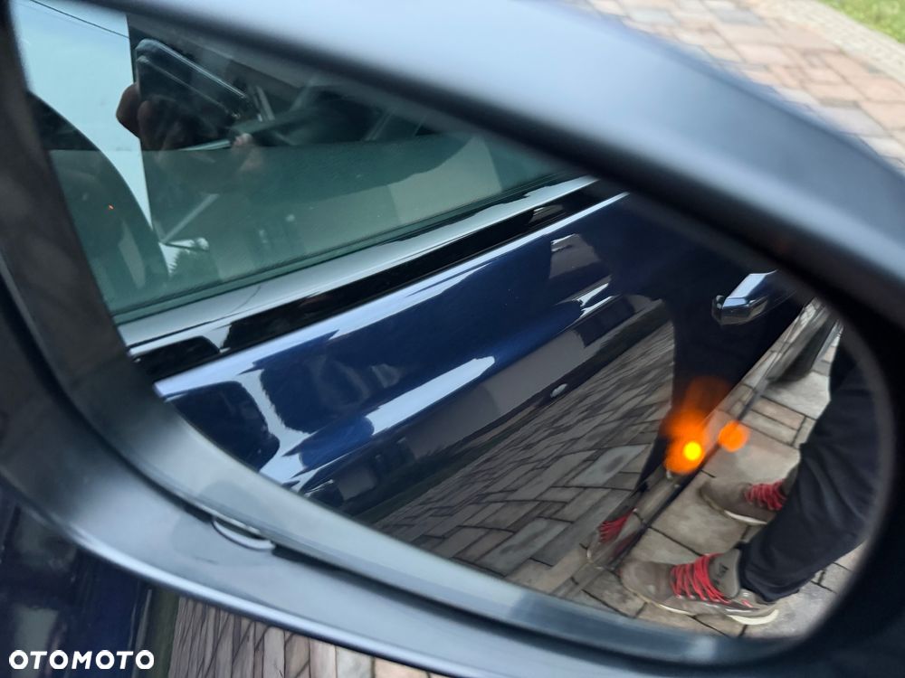 Jaguar XE 20d R-Sport - 37