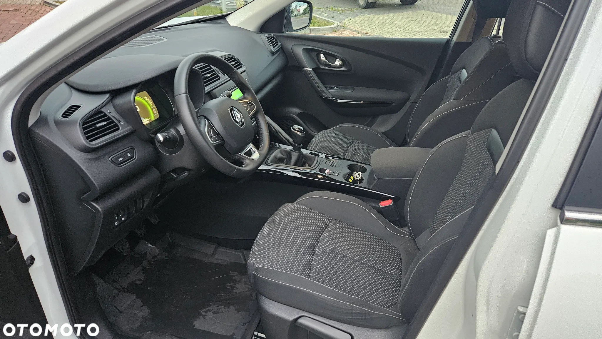 Renault Kadjar 1.2 Energy TCe Adventure - 9