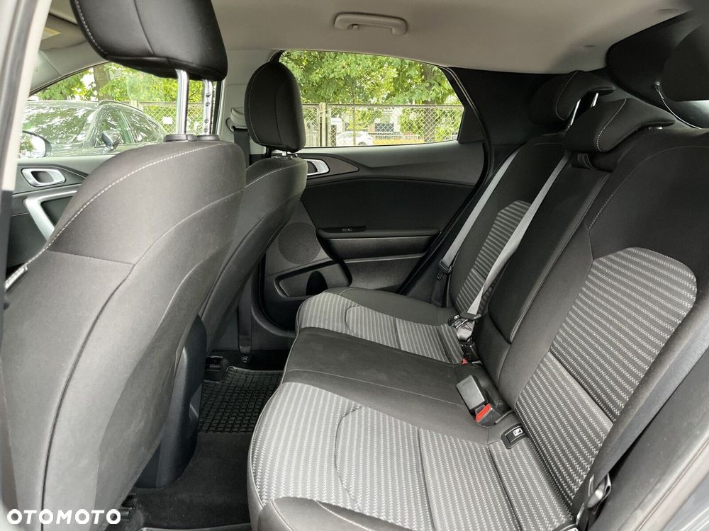 Kia XCeed 1.5 T-GDI M DCT - 25