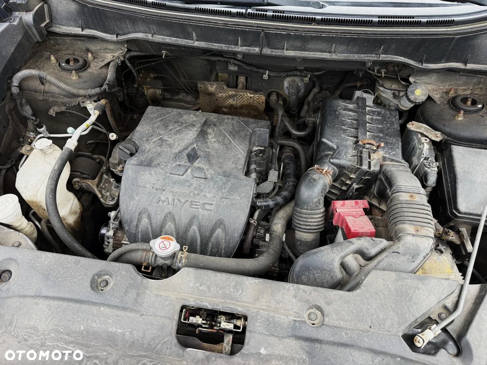 Mitsubishi ASX 1.6 2WD Instyle - 17