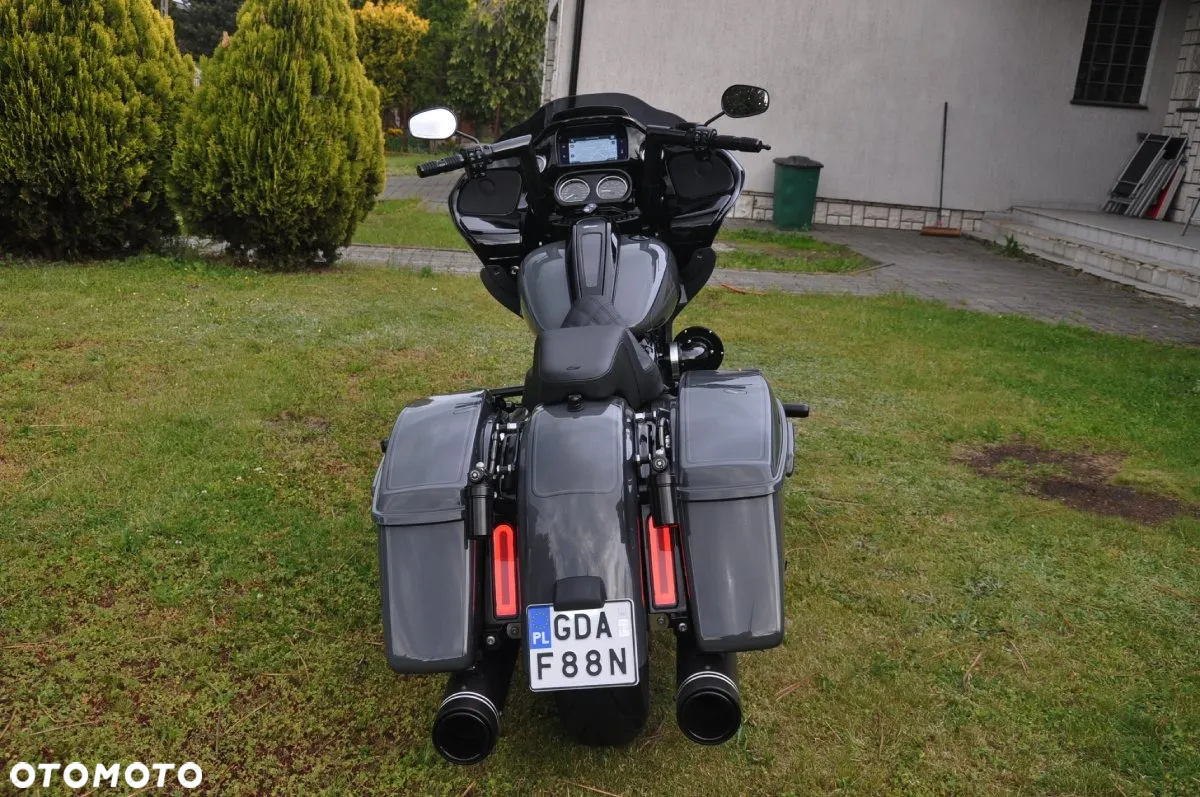 Harley-Davidson Touring Road Glide - 6