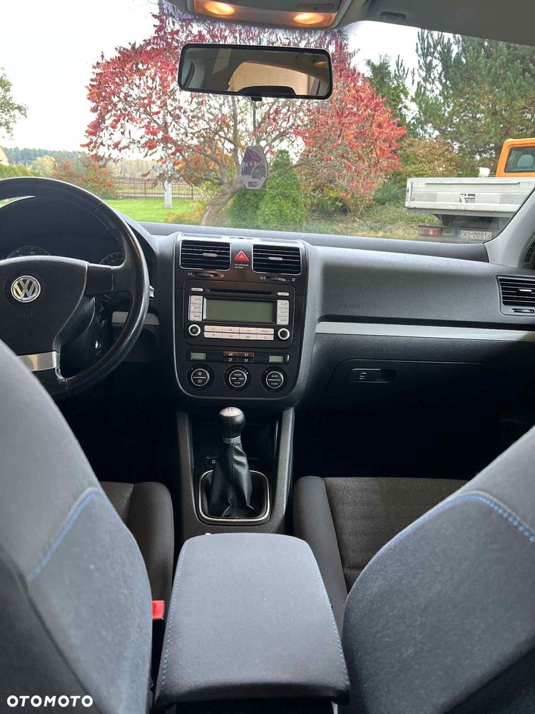 Volkswagen Golf V 1.6 Comfortline - 13