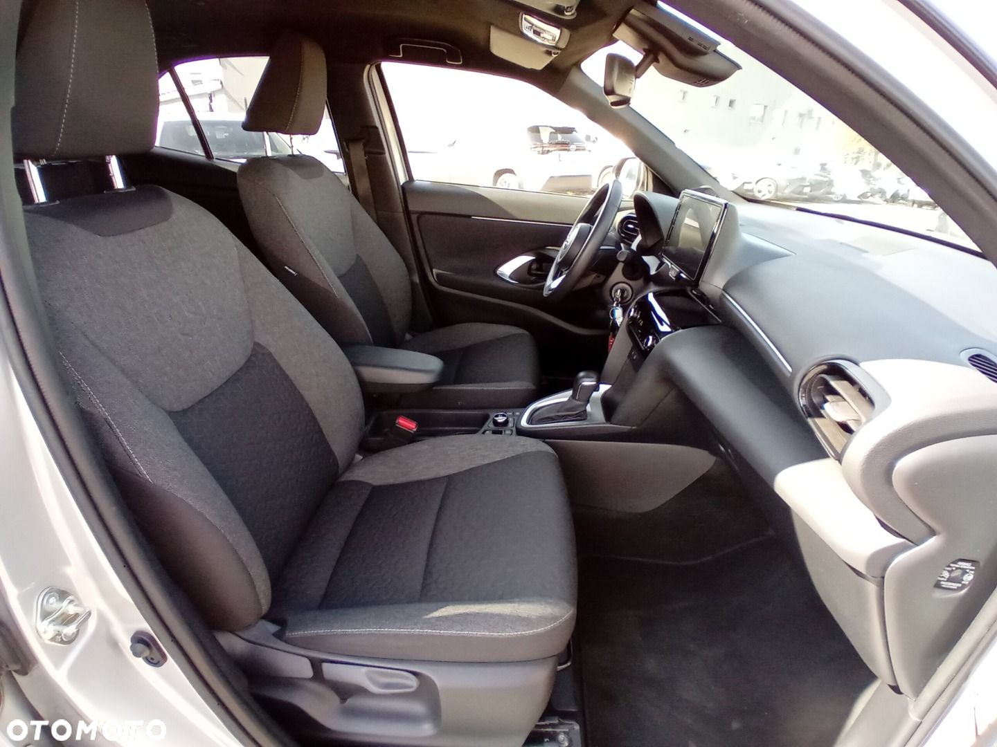 Toyota Yaris Cross - 33