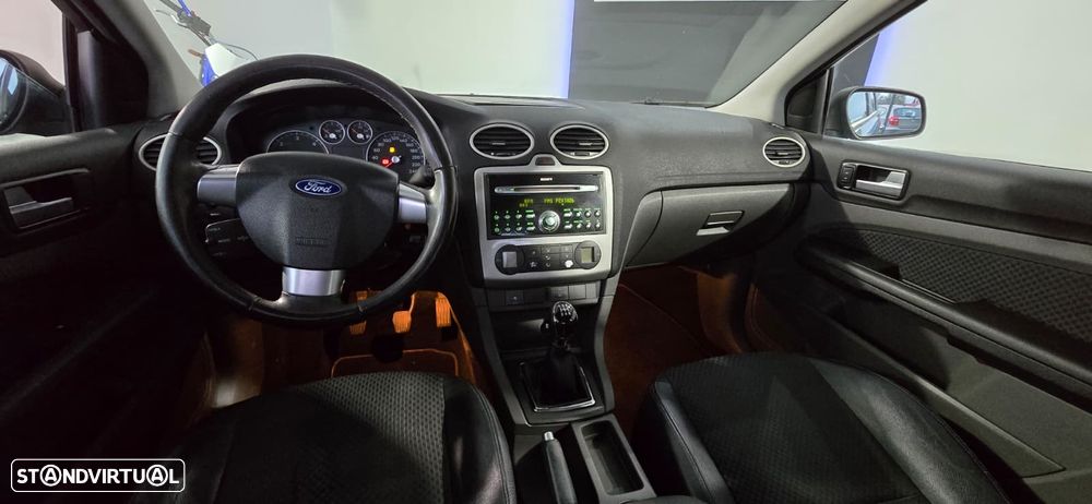 Ford Focus SW 1.6 TDCi Titanium - 8