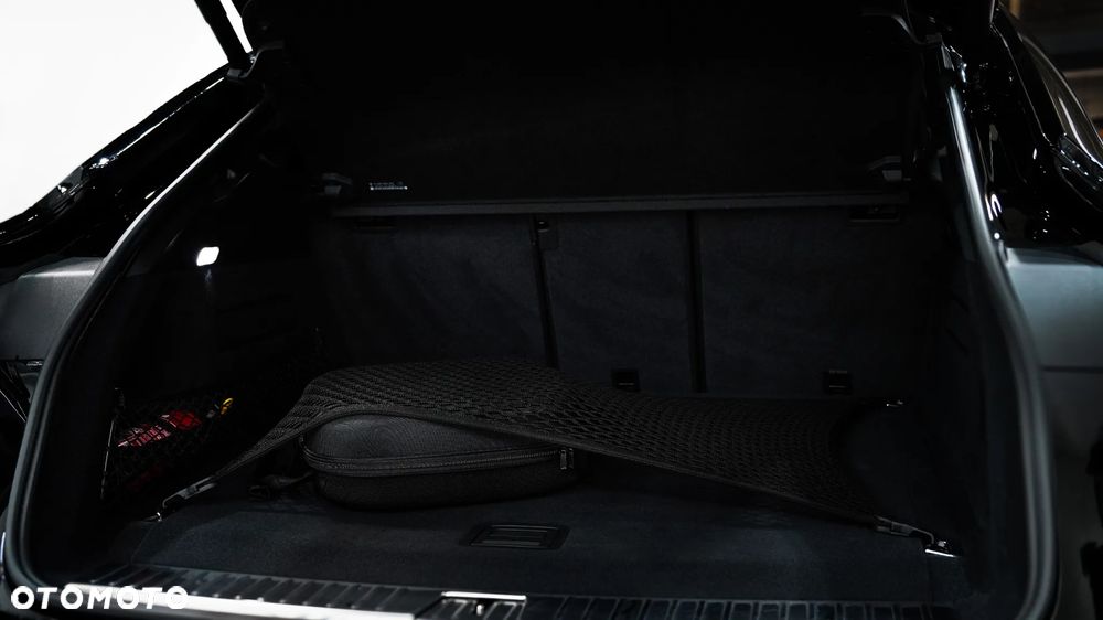 Porsche Cayenne - 27