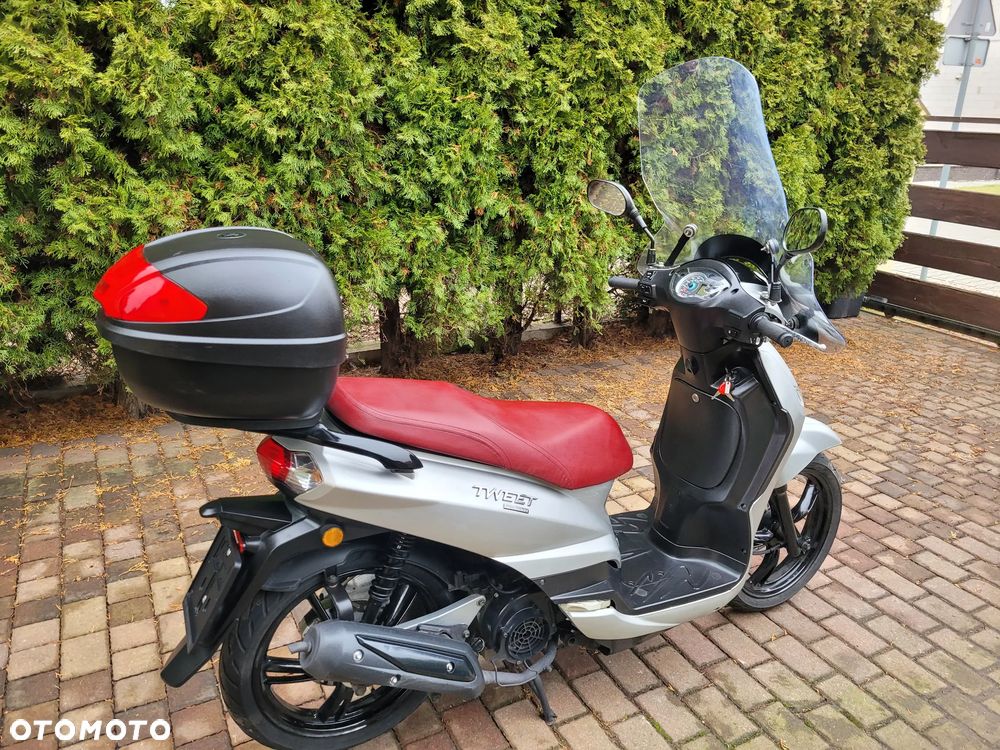 Peugeot Tweet - 26