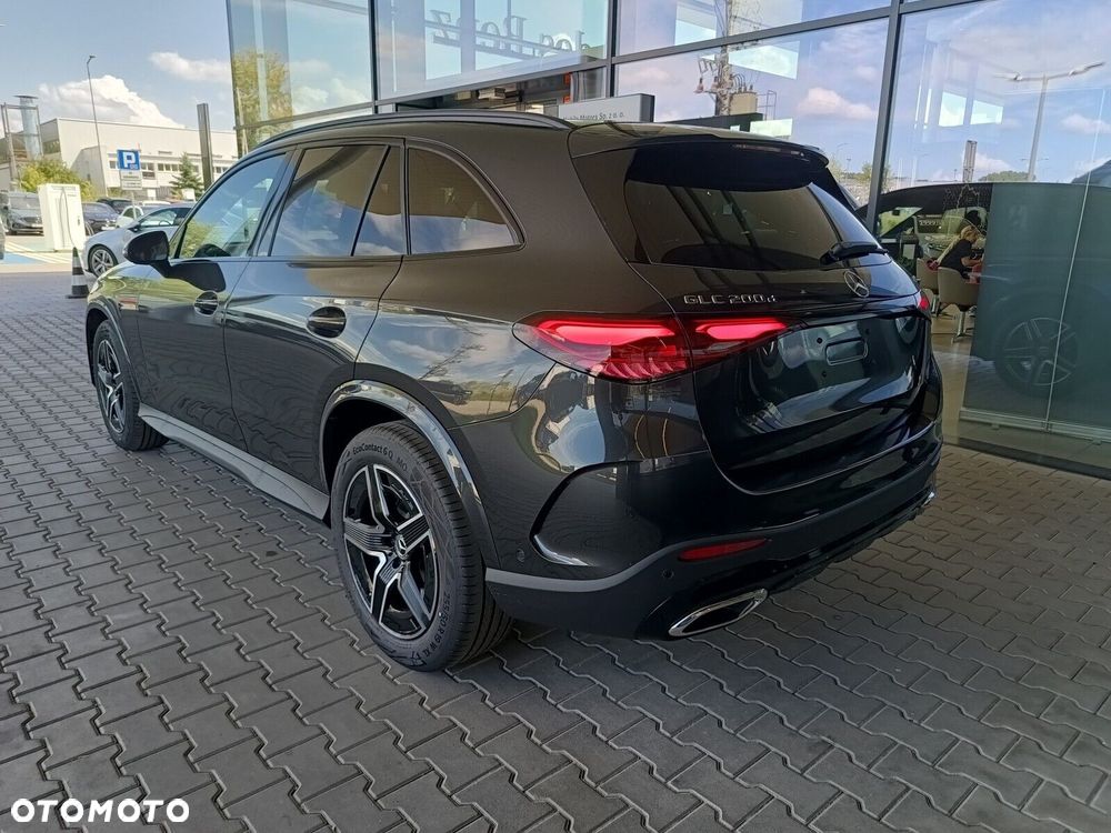 Mercedes-Benz GLC - 6