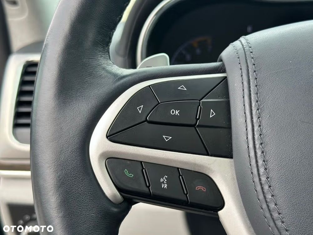 Jeep Grand Cherokee 3.6 V6 Summit - 17