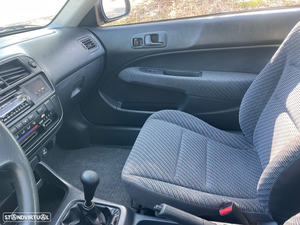 Honda Civic 1.4i S - 26