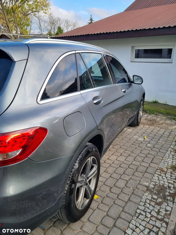 Mercedes-Benz Glc 2018 photo 4