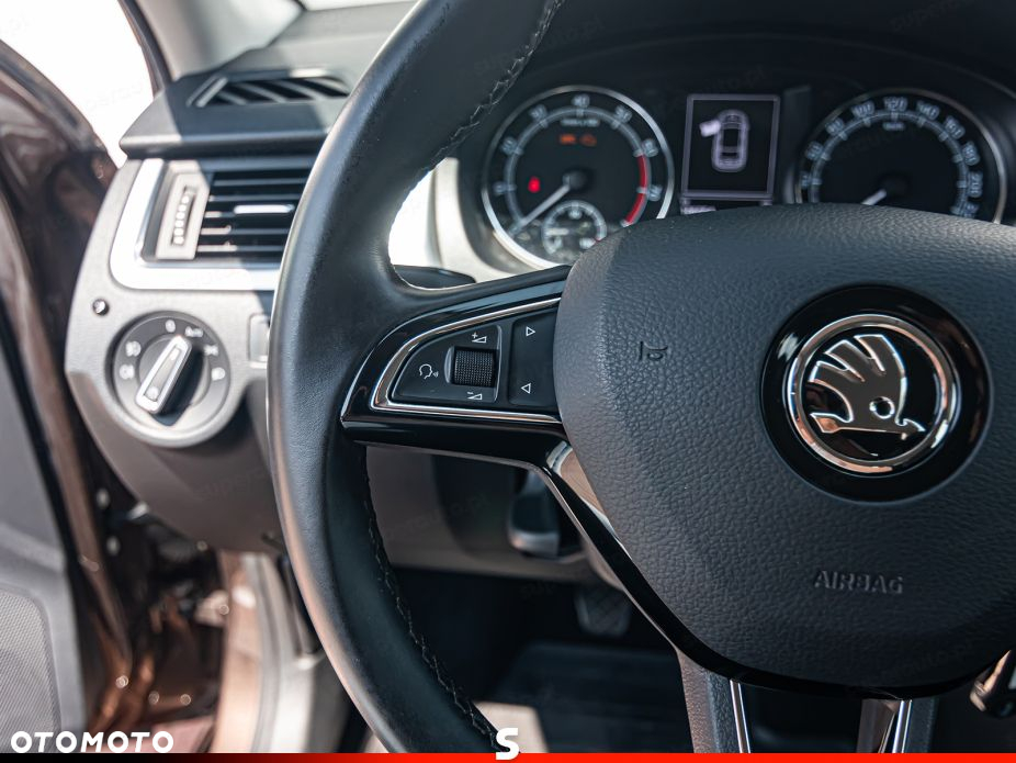 Skoda RAPID 1.0 TSI Ambition - 12