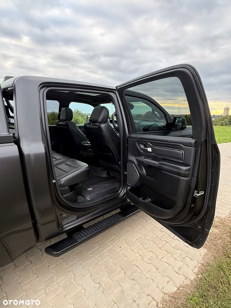 Dodge RAM 1500 5.7 4x4 - 13
