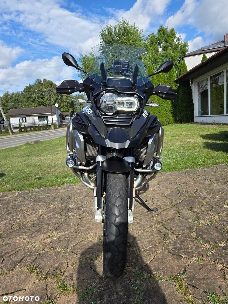 BMW R - 19