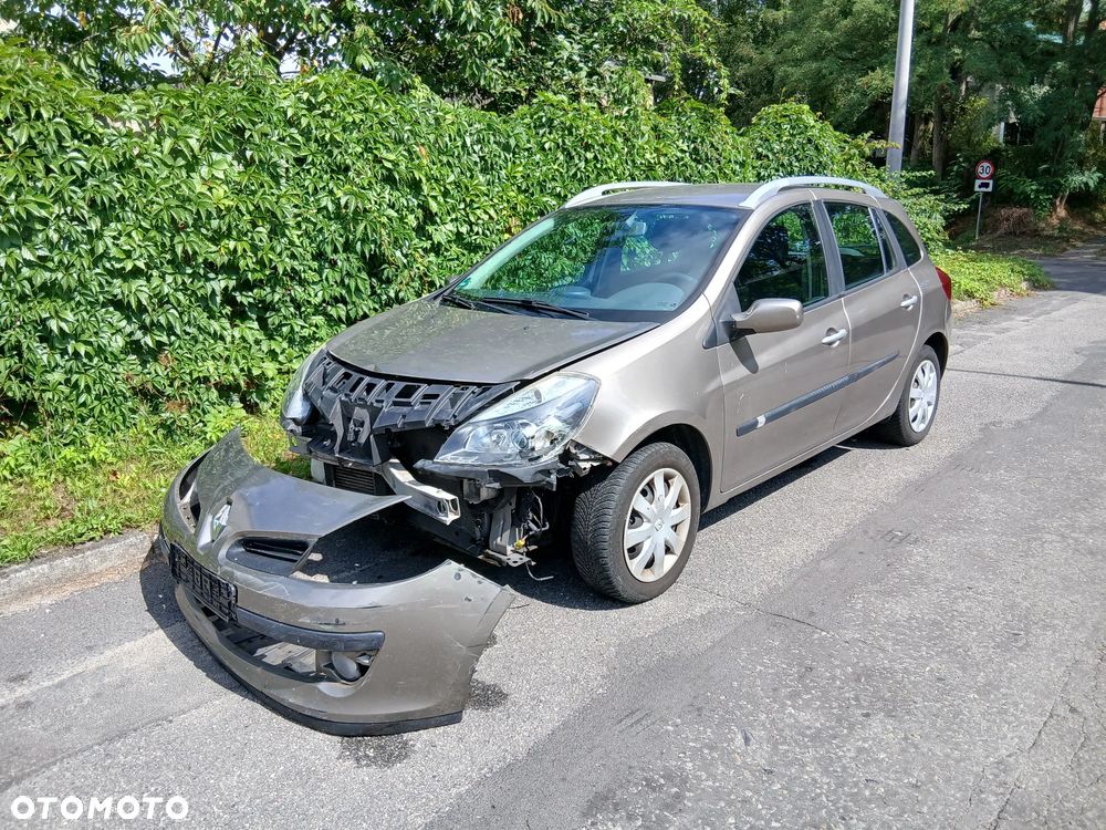 Renault Clio 1.2 TCE Authentique - 2
