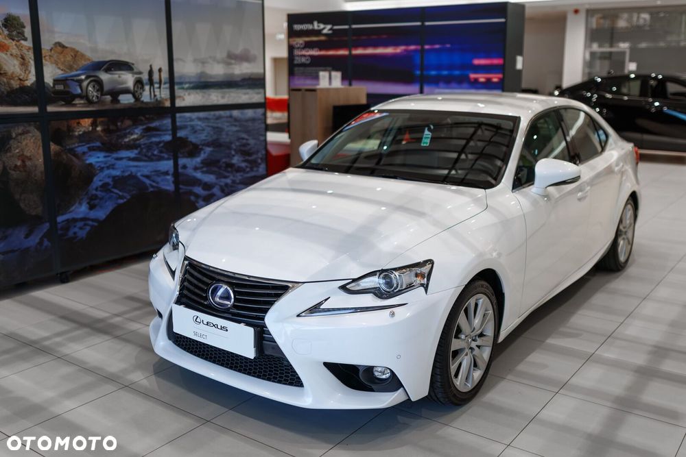 Lexus IS - 11