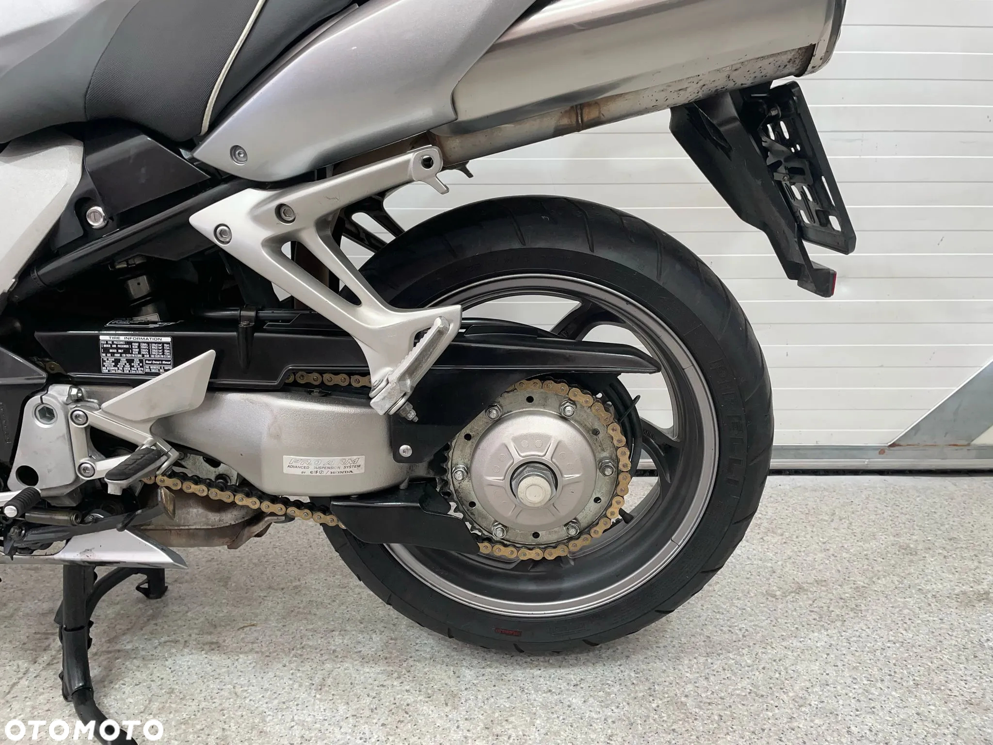Honda VFR - 9