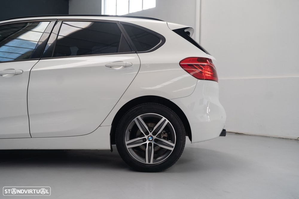 BMW 216 Active Tourer d Line Sport - 23