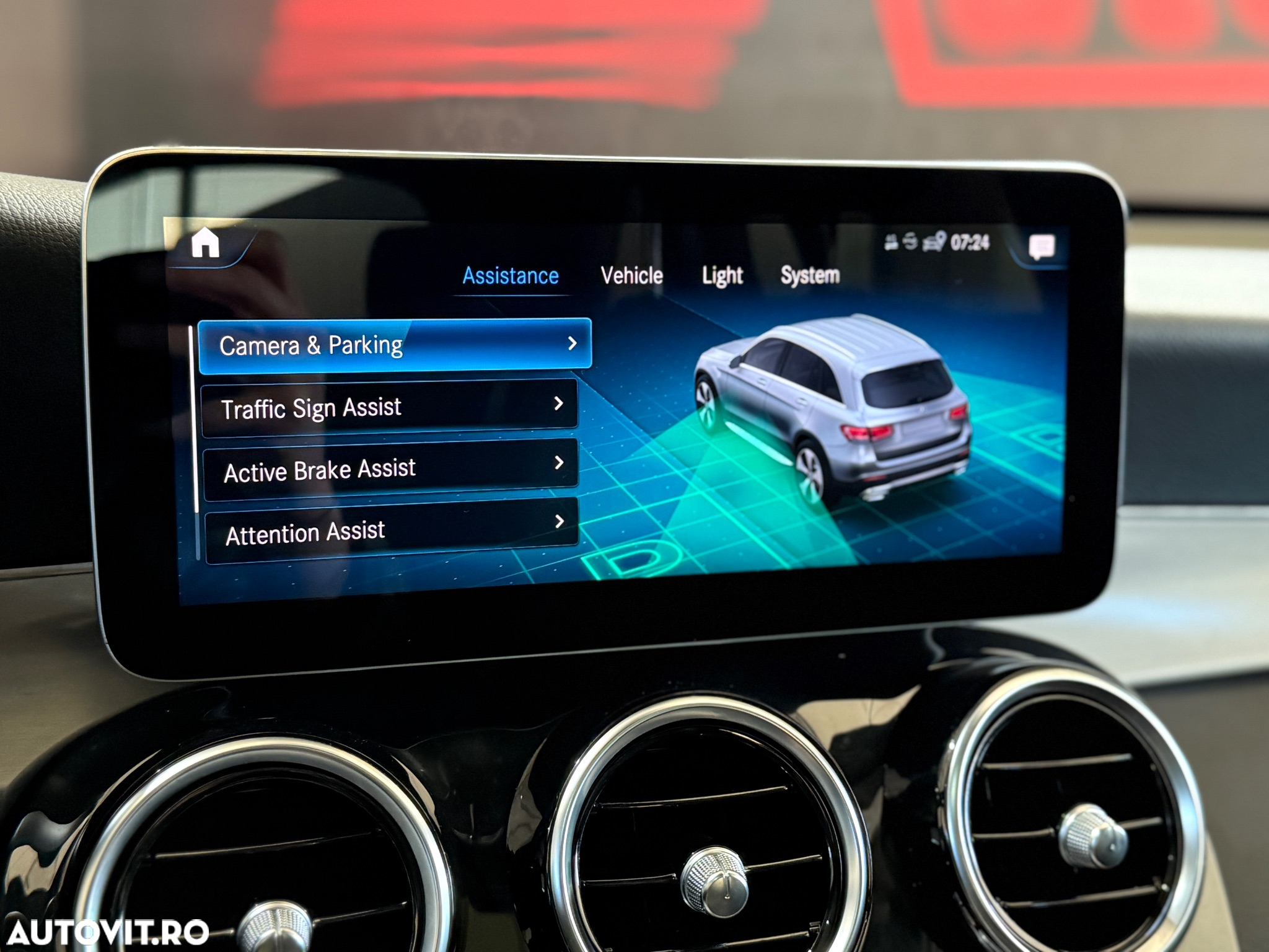 Mercedes-Benz GLC 300 4Matic 9G-TRONIC - 20