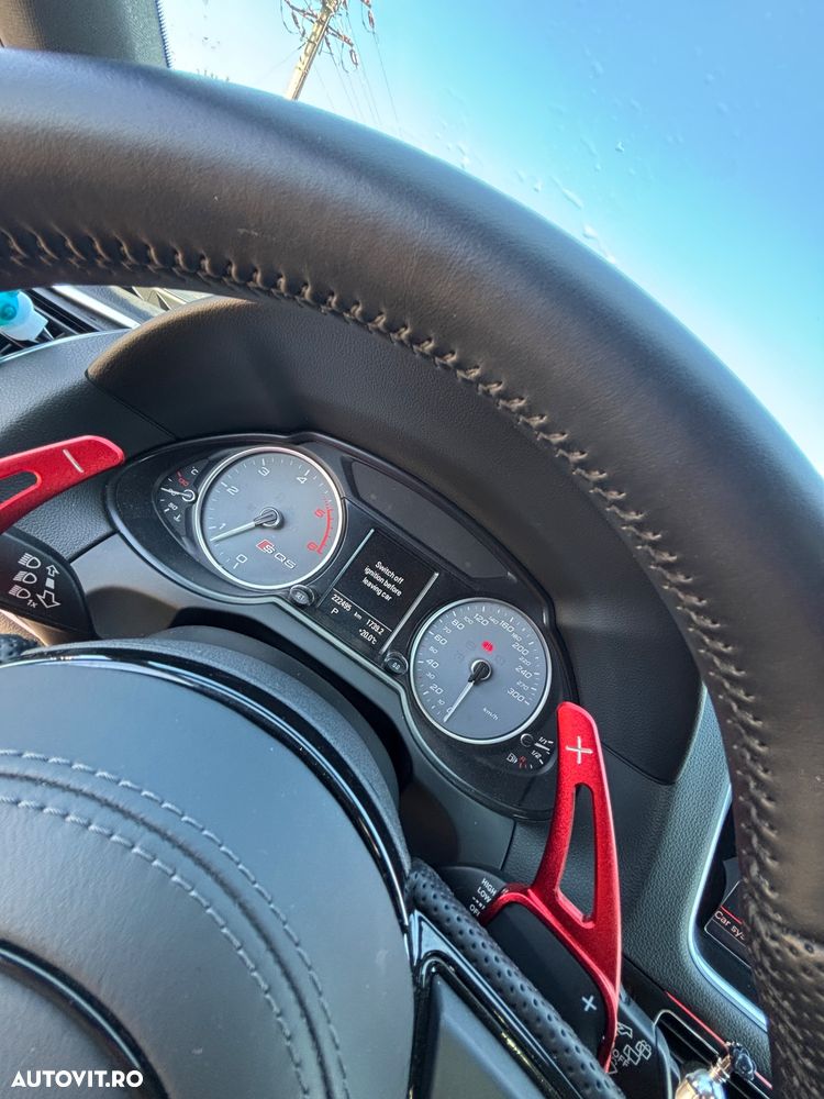 Audi SQ5 - 5