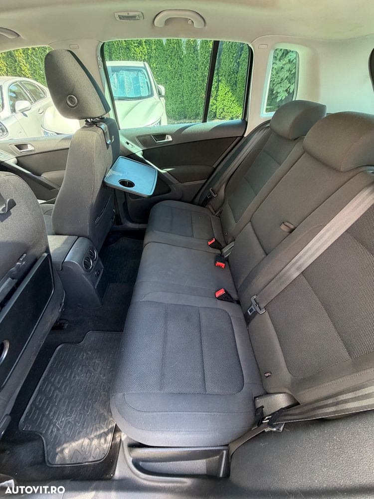 Volkswagen Tiguan - 8