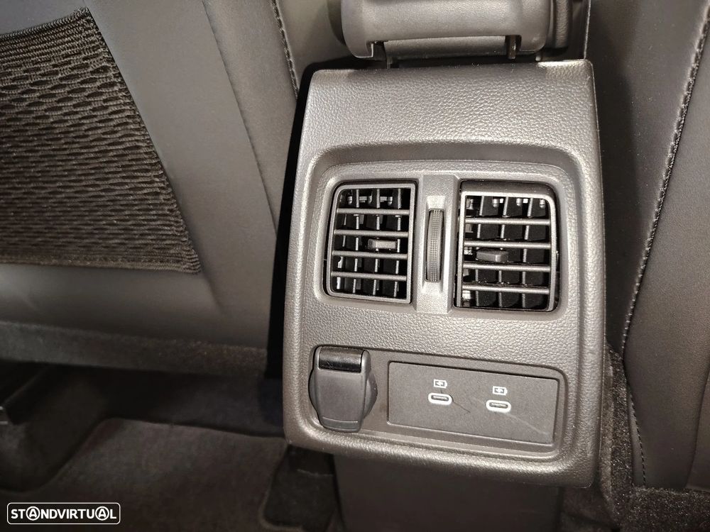 Renault Captur 1.0 TCe Techno Bi-Fuel - 21
