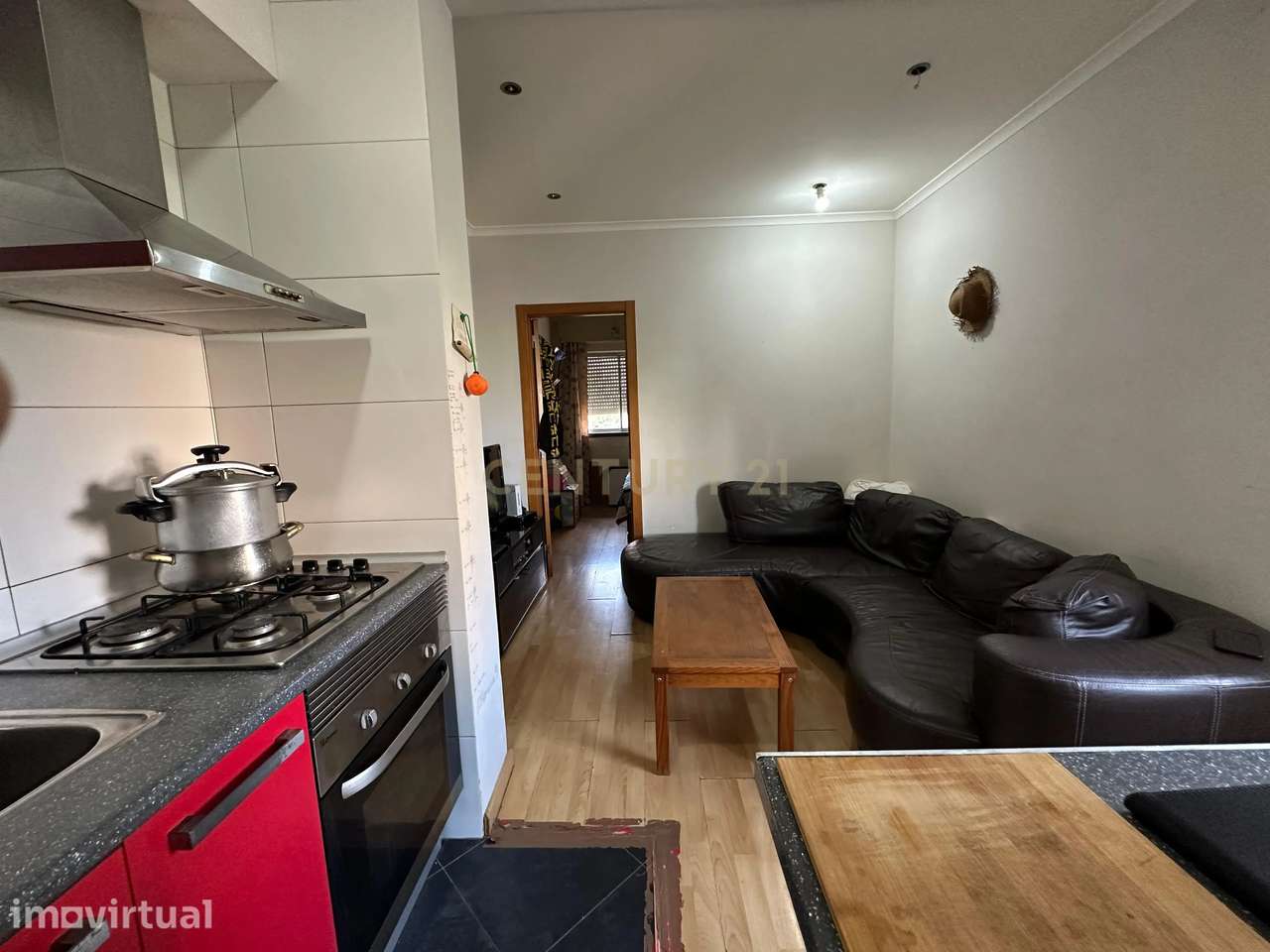 Apartamento T1 na Av. Luís de Camões, Miratejo - Grande imagem: 5/19