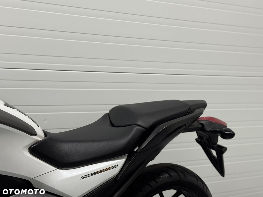 Honda NC - 21