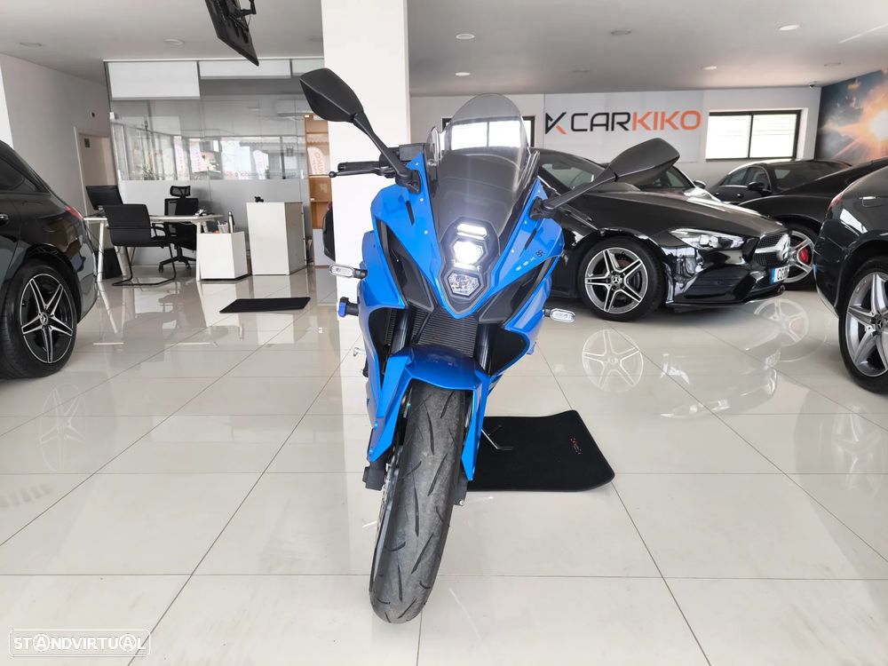 Suzuki GSX 8R - 3