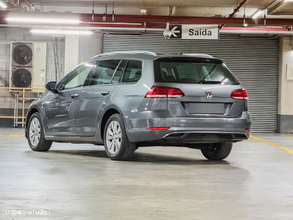 VW Golf Variant 1.6 TDi Confortline DSG - 6