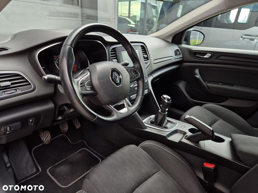 Renault Megane 1.3 TCe FAP Limited - 10
