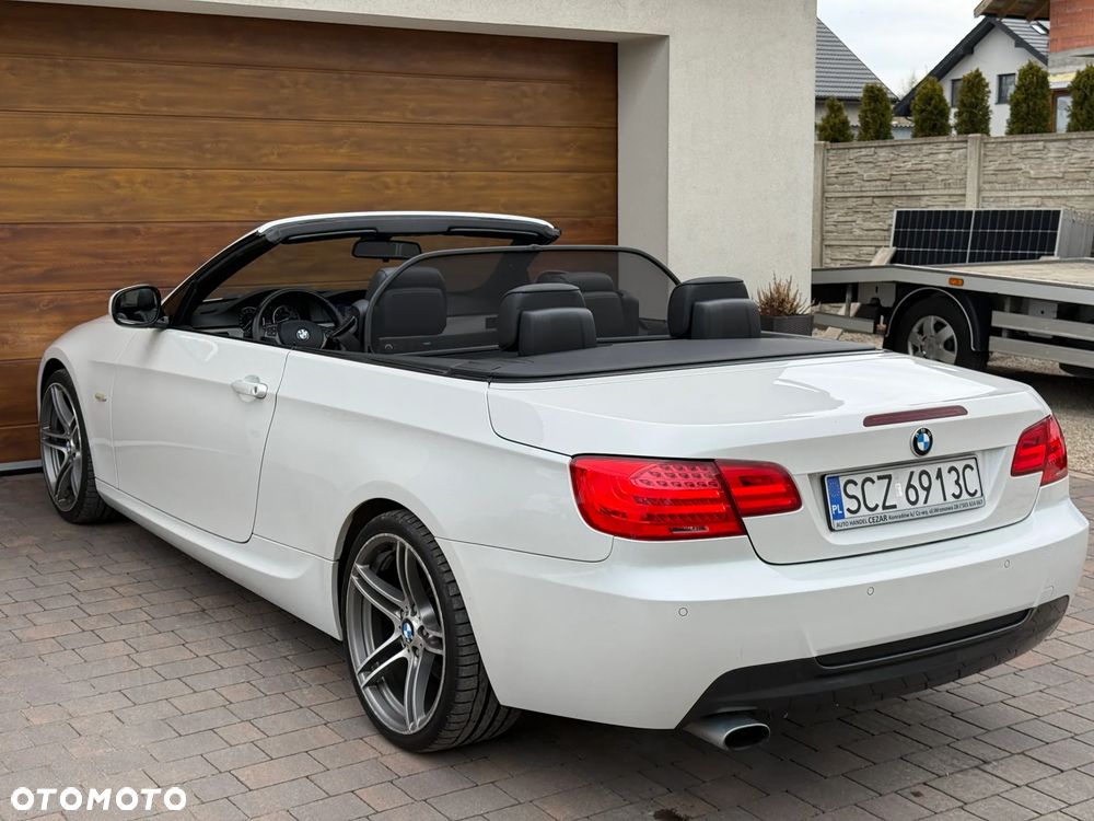 BMW Seria 3 320i M Sport Edition - 12