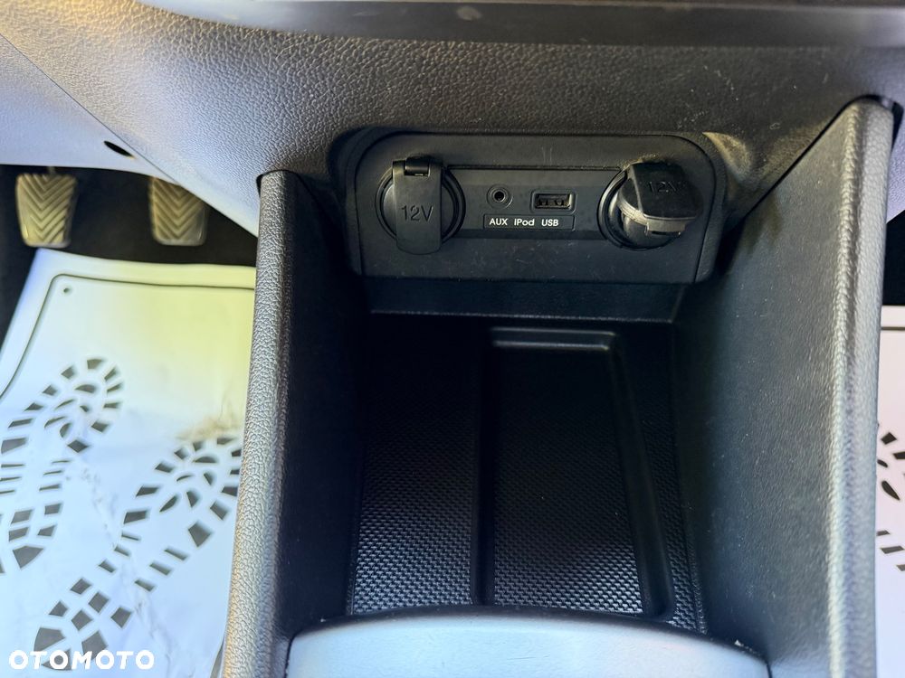 Kia Rio 1.2 Fifa World Cup Edition - 26