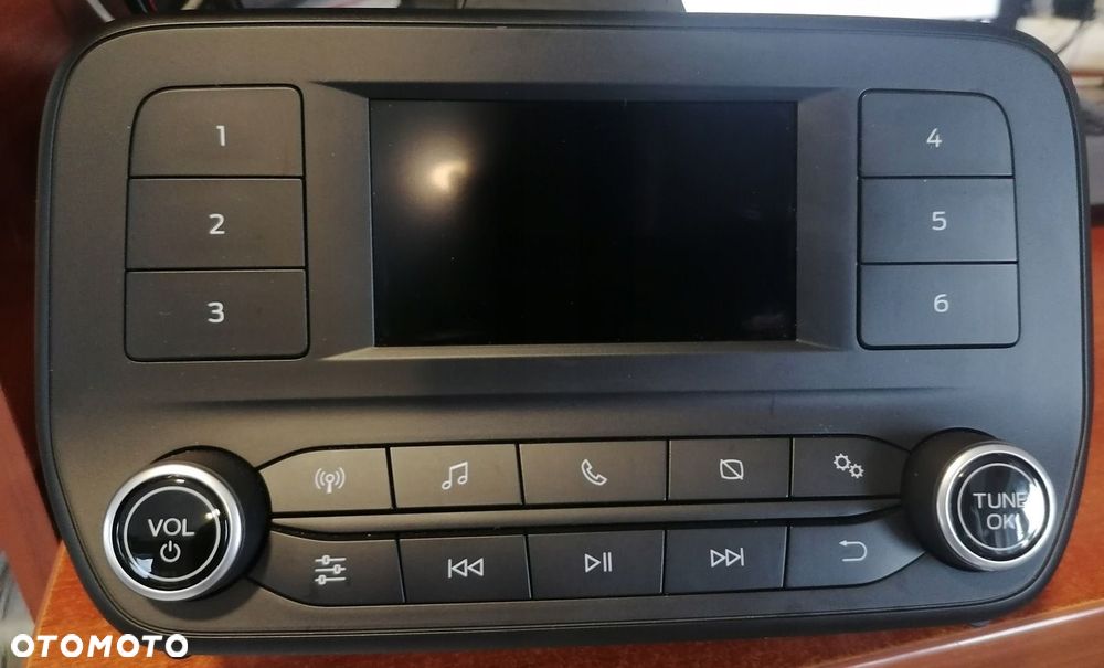FORD FIESTA MK8 RADIO PANEL WYŚWIETLACZ NAVI GPS H1BT-18B955-HG - 1